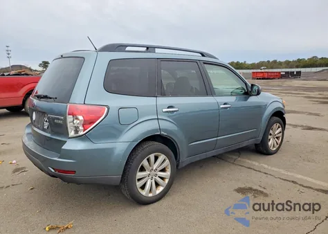 2012 Subaru Forester 2.5X Premium из США, поврежденный, VIN JF2SHADCXCH419850